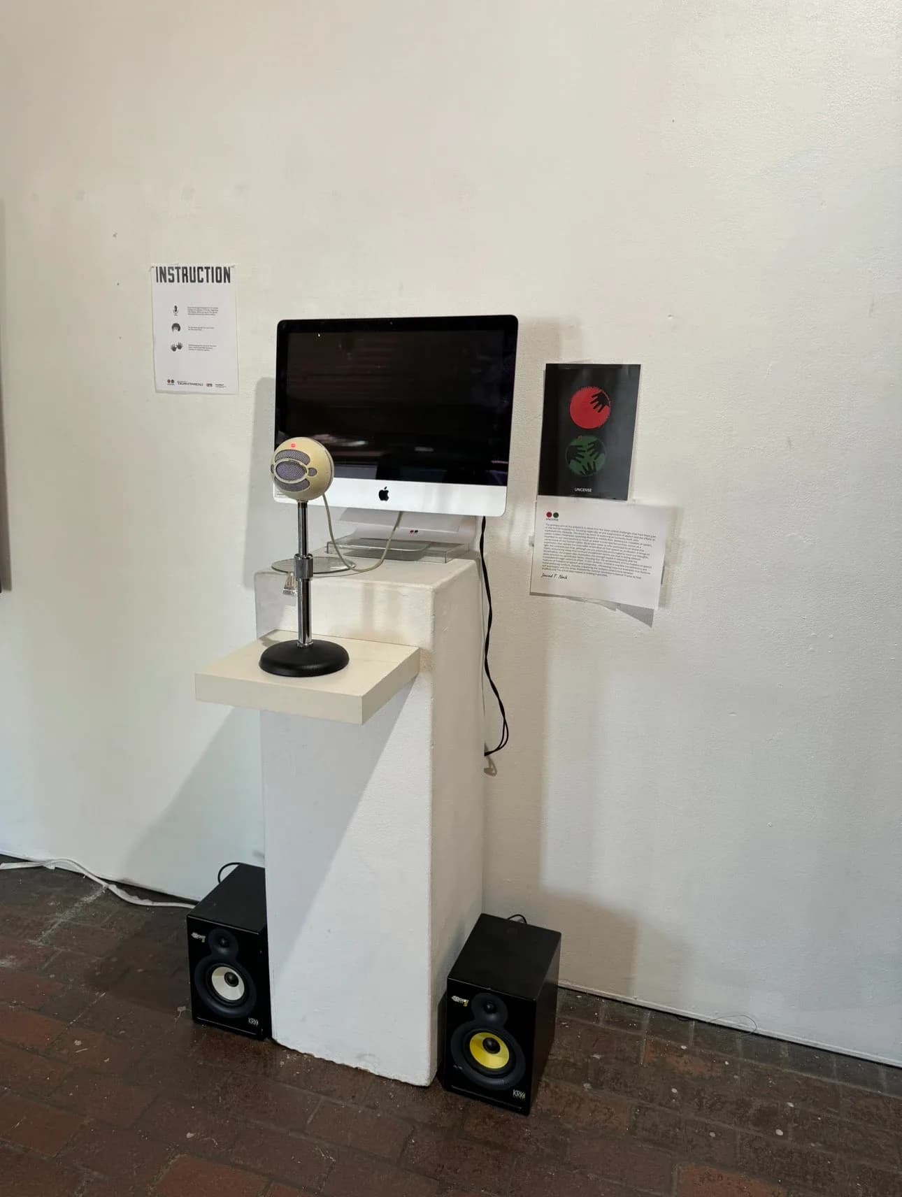 Installation plinth with microphone, monitor and speakers